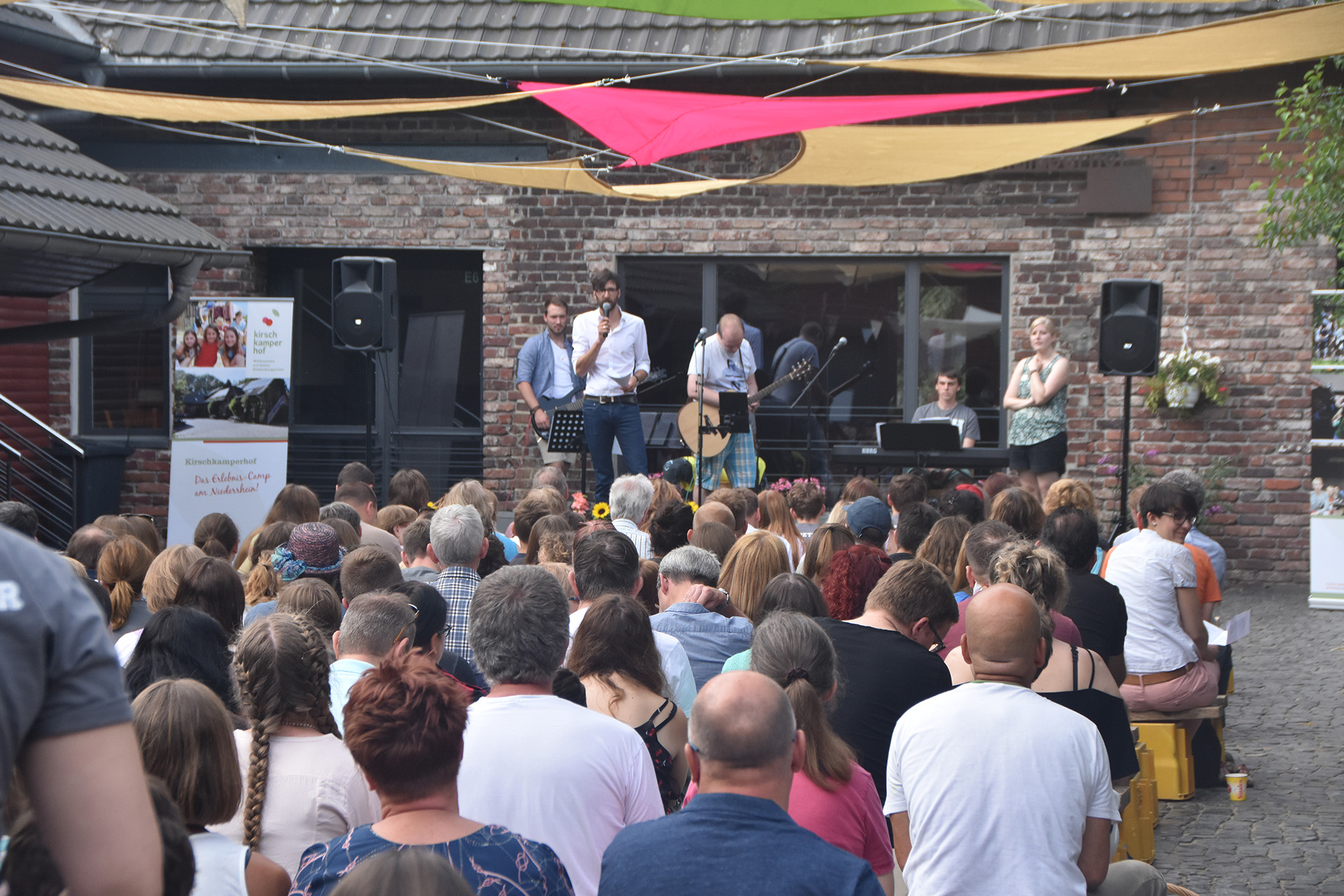 kirchkamperhof-feriencamps-slider_hof-fest-2